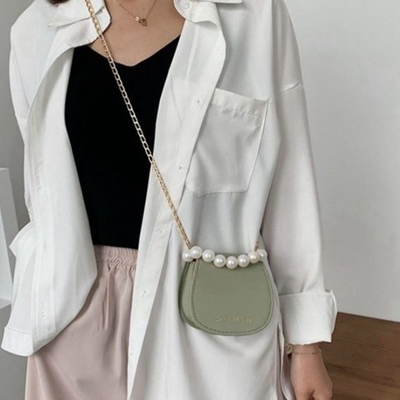 2wayバッグ 真珠チェーン小型斜めがけユーティリティバッグ