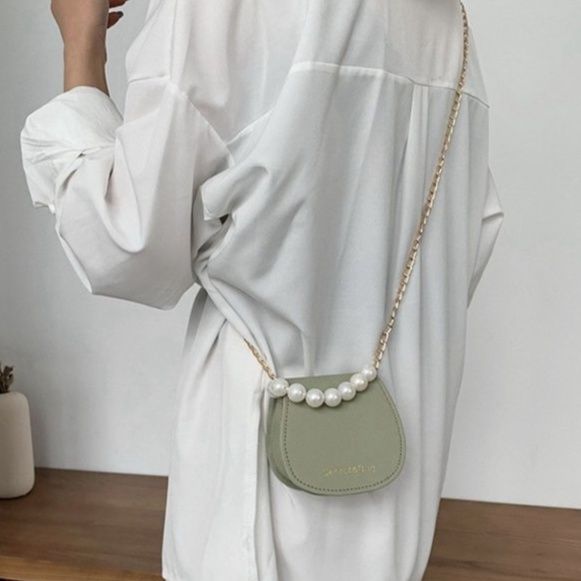 2wayバッグ 真珠チェーン小型斜めがけユーティリティバッグ