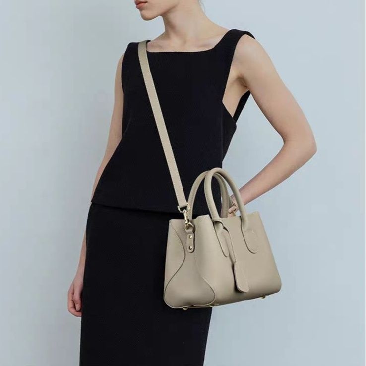 2wayバッグ 上品な本革仕様手提げショルダー多機能バッグ