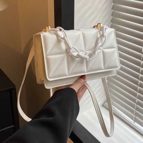 キルティングステッチチェーンハンドル2wayバッグ