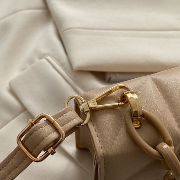 キルティングステッチチェーンハンドル2wayバッグ