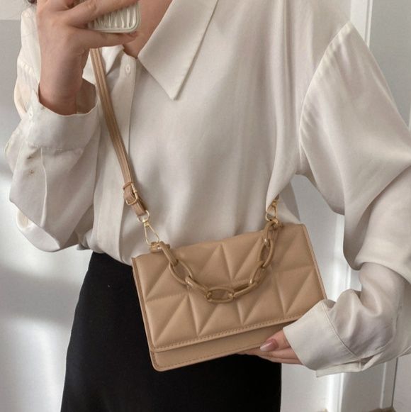 キルティングステッチチェーンハンドル2wayバッグ