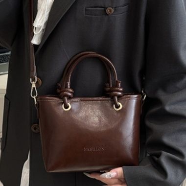 2wayバッグ 上品レザー調ミニショルダーバッグ 艶やか小型ハンドバッグ