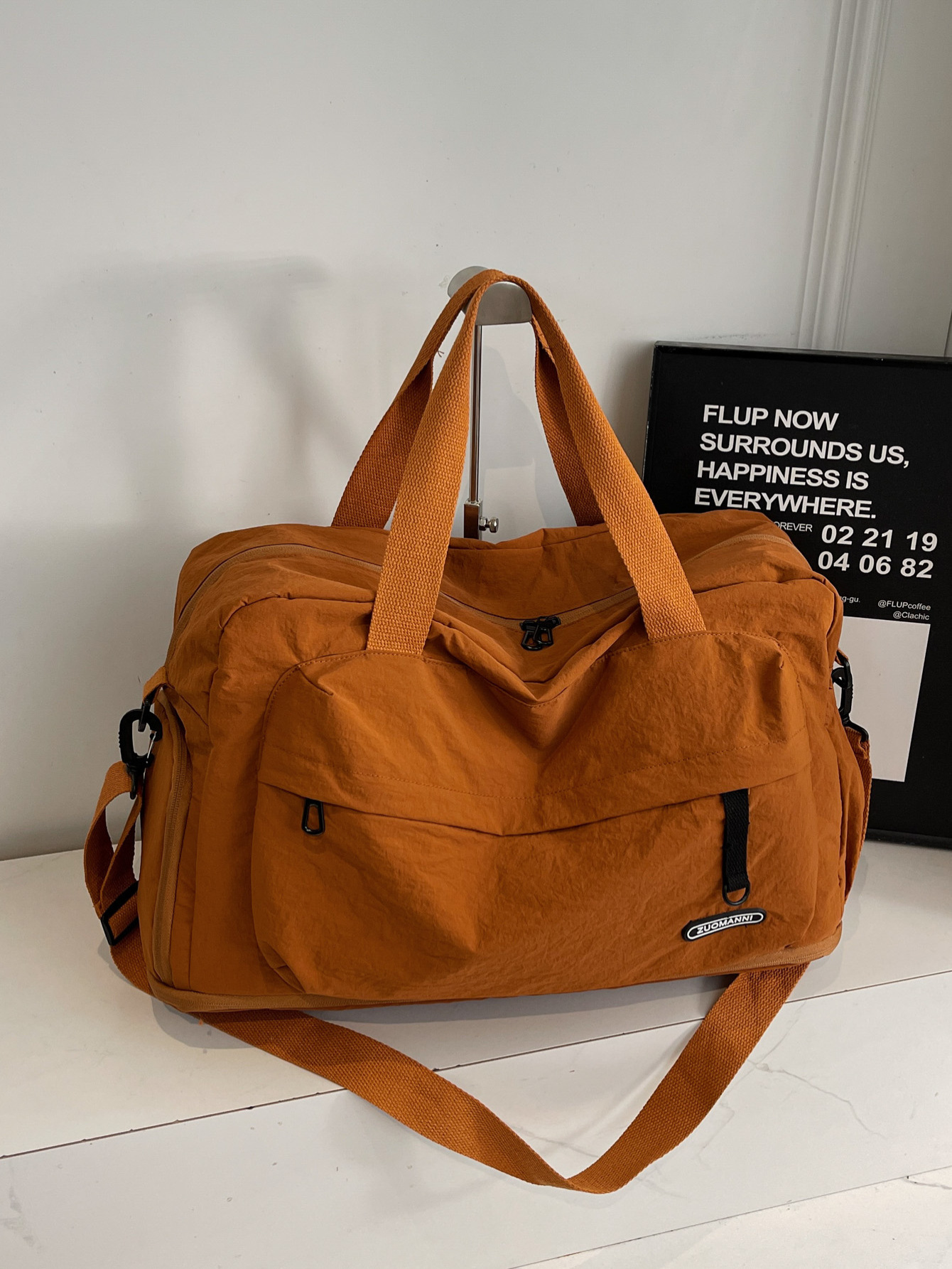 2wayバッグ 多機能ポケット付き軽量ナイロン　ボストンバッグ