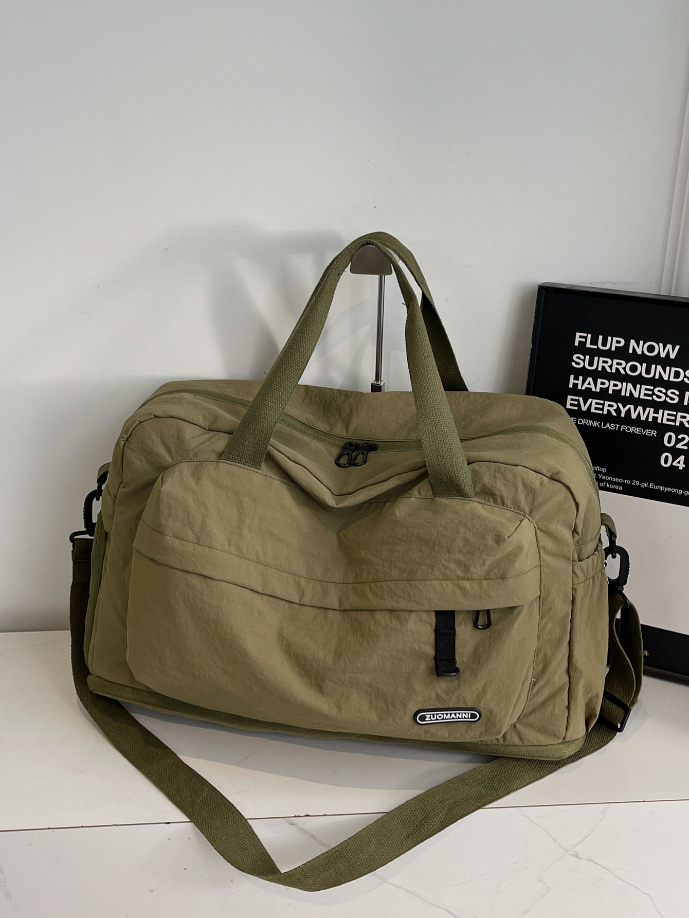 2wayバッグ 多機能ポケット付き軽量ナイロン　ボストンバッグ