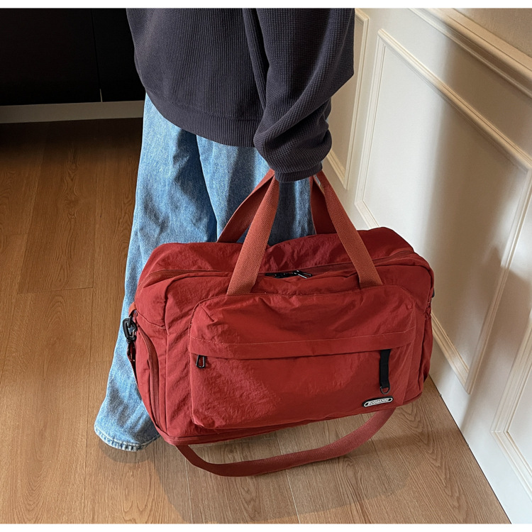 2wayバッグ 多機能ポケット付き軽量ナイロン　ボストンバッグ