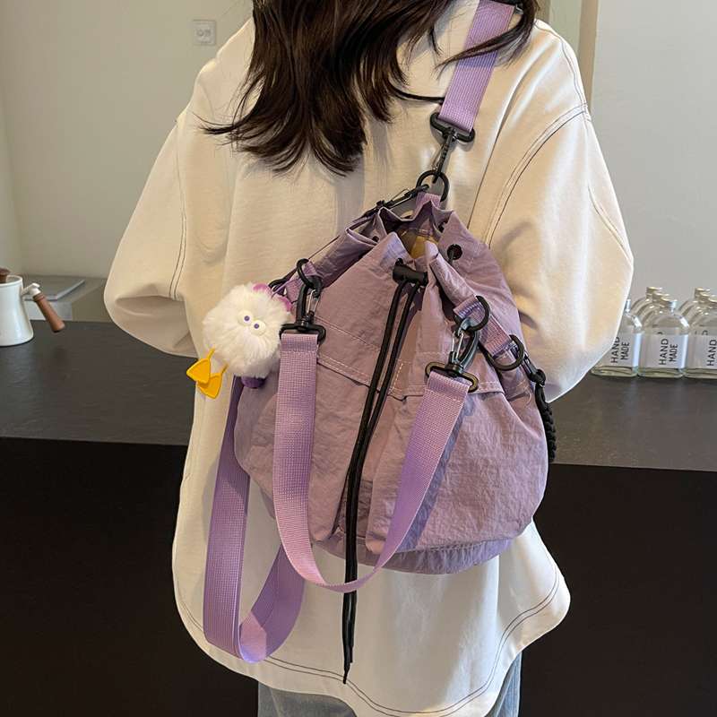 2wayバッグ 巾着型 ショルダーバッグ ファー飾り付き