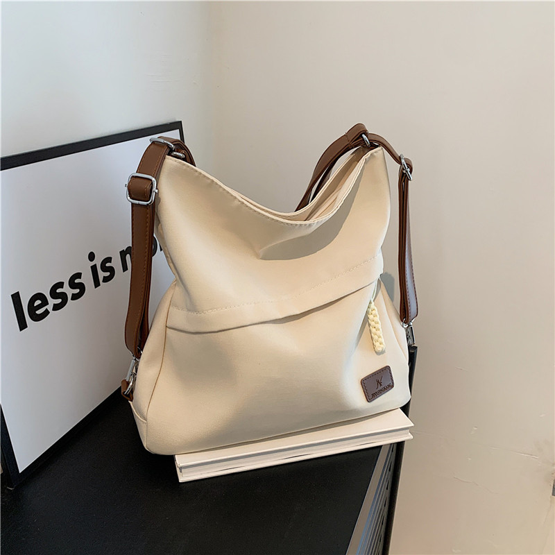 2wayバッグ 手提げ背負える大容量多機能　リュック