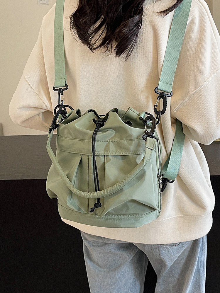 https://fulmo-img-server.com/niko-bag/d6b50326-8842-4dcf-9816-980b7785bcce.jpg