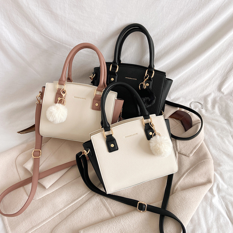 2wayバッグ ファー付き配色ハンドル　ショルダーバッグ