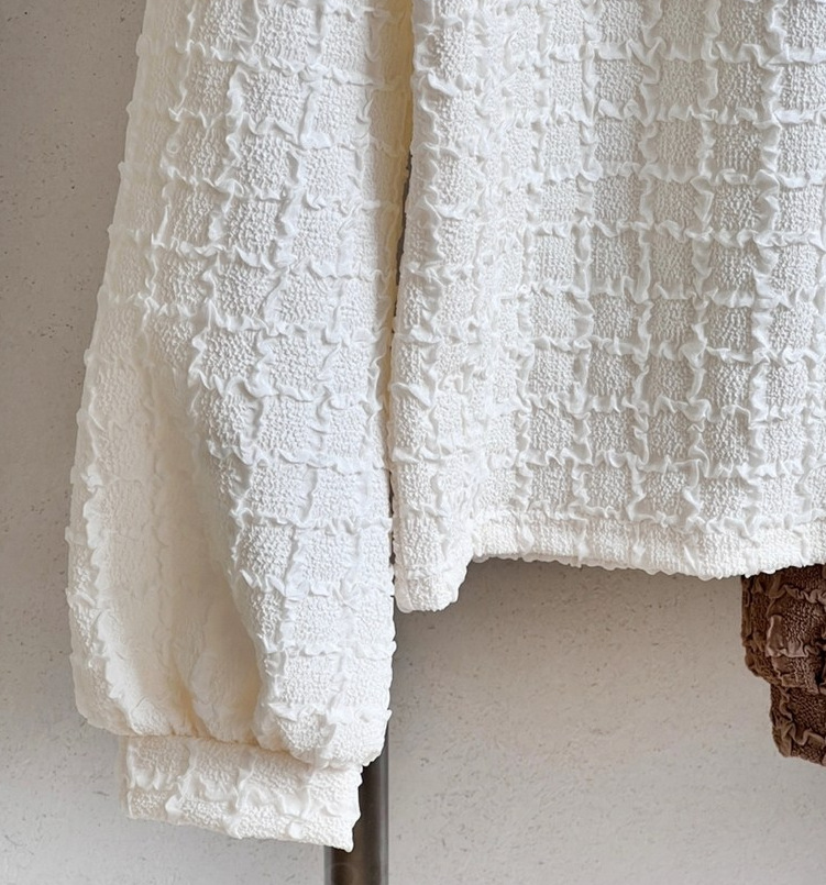 フォーマルカジュアル 通勤用レース編み長袖プルオーバー上品ベージュ