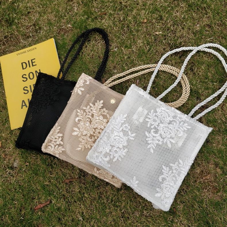 フォーマルカジュアル 華やか刺繍トートバッグ