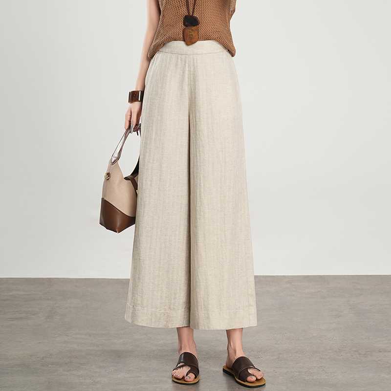 フォーマルからカジュアルまで！魅力的な私服で差がつくレディースコーデ15選