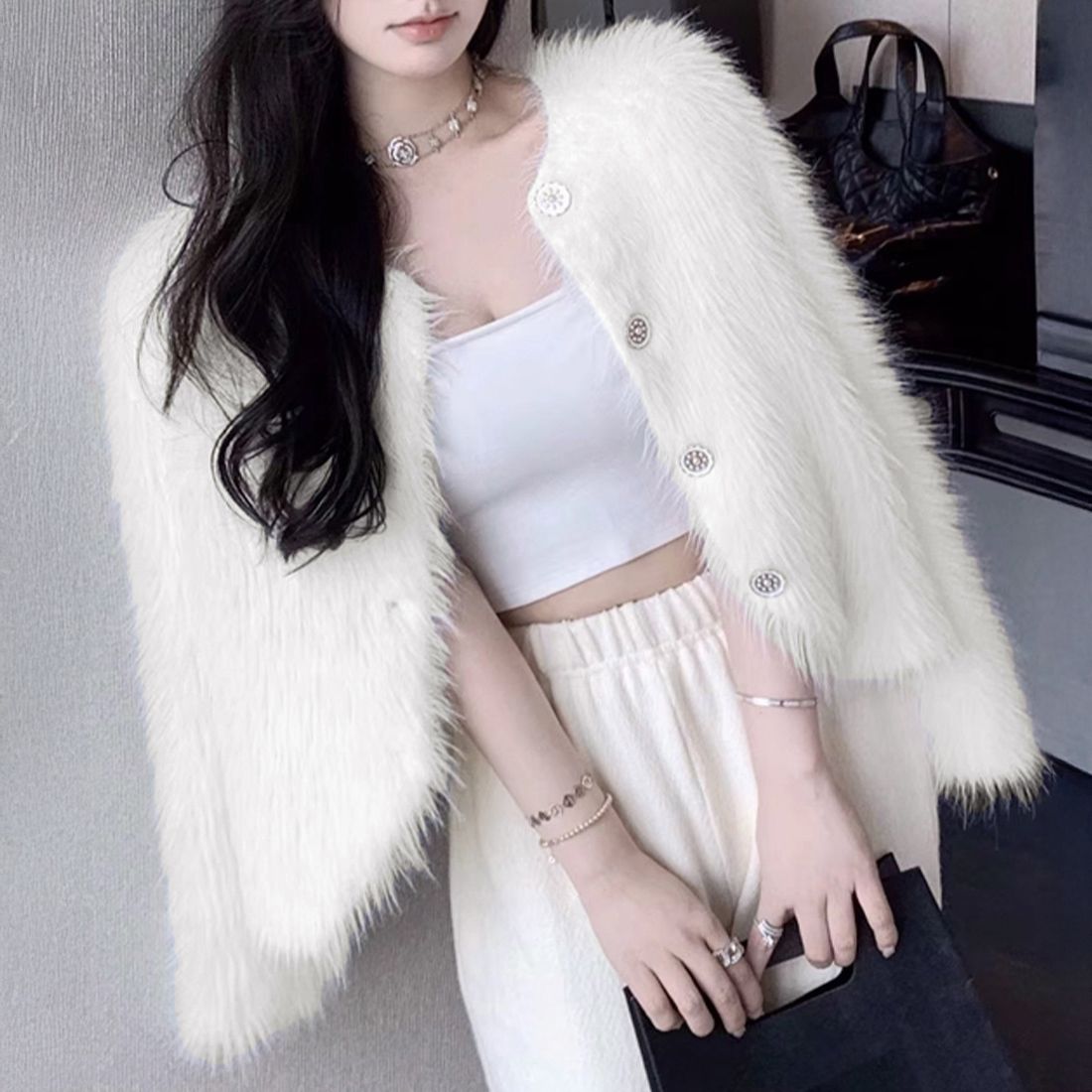 https://fulmo-img-server.com/noblica/1759892756333_ngsm7lts_ts4wldfz.jpeg
