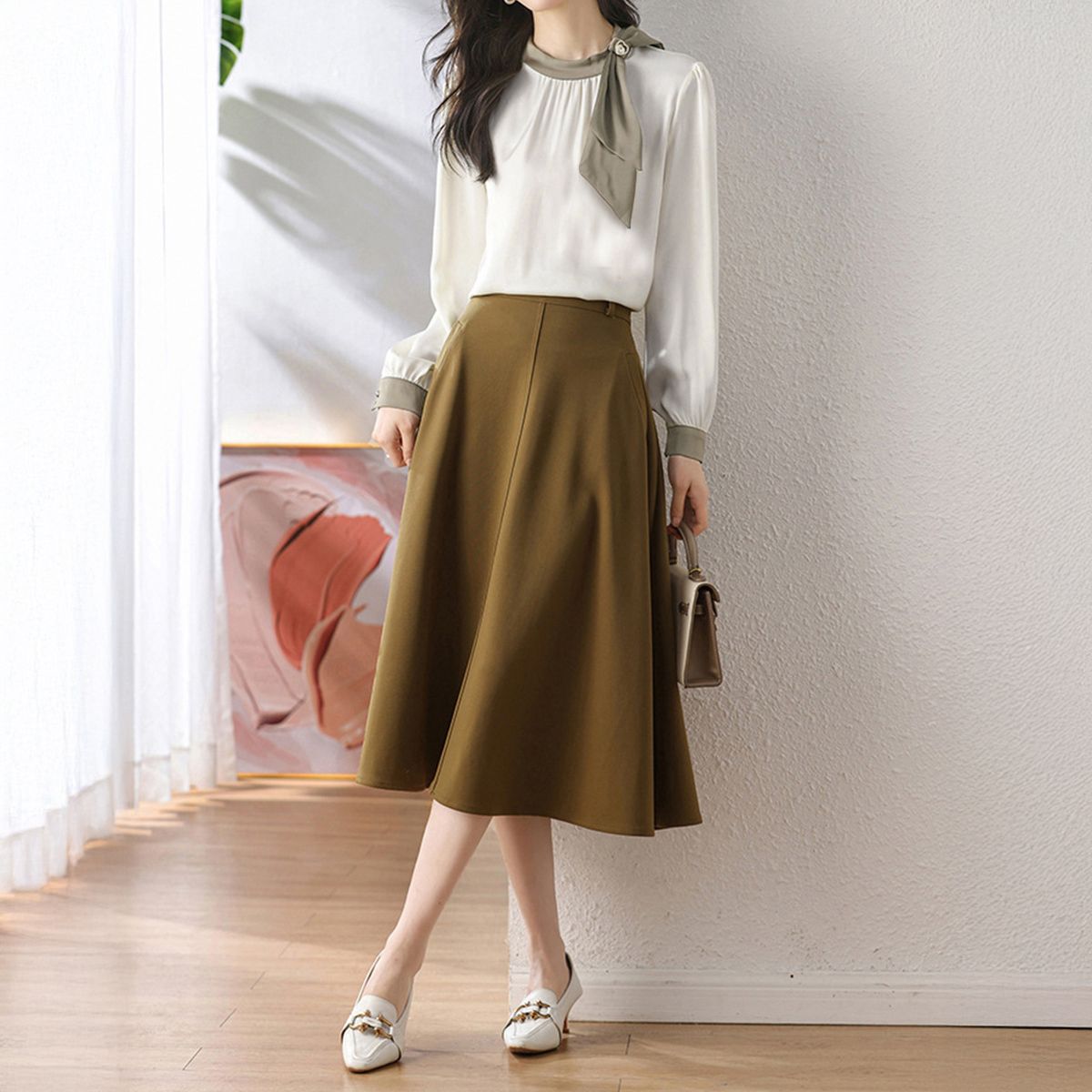 フォーマルカジュアル 卒業式対応 蝶結びサテン風配色襟袖付きブラウス