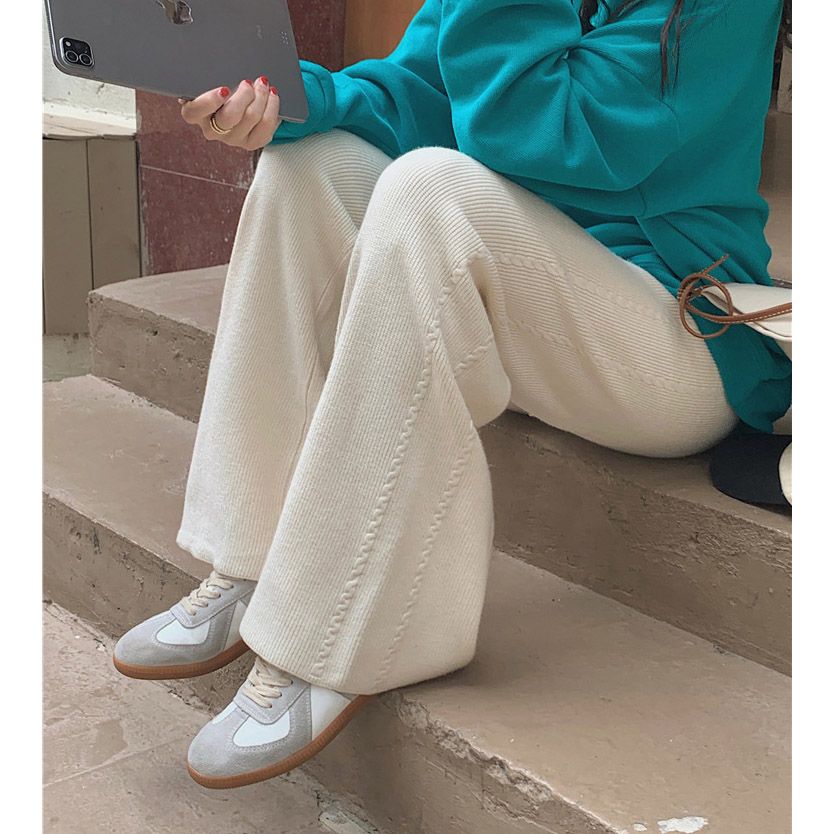 フォーマルカジュアル 参観日対応 編み模様ニットワイドパンツ 足長効果でゆったり美脚