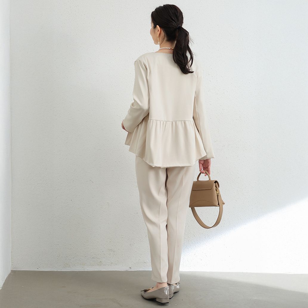 フォーマルカジュアル 卒業式対応 上品な大人のセットアップスーツ 体型隠し効果付き