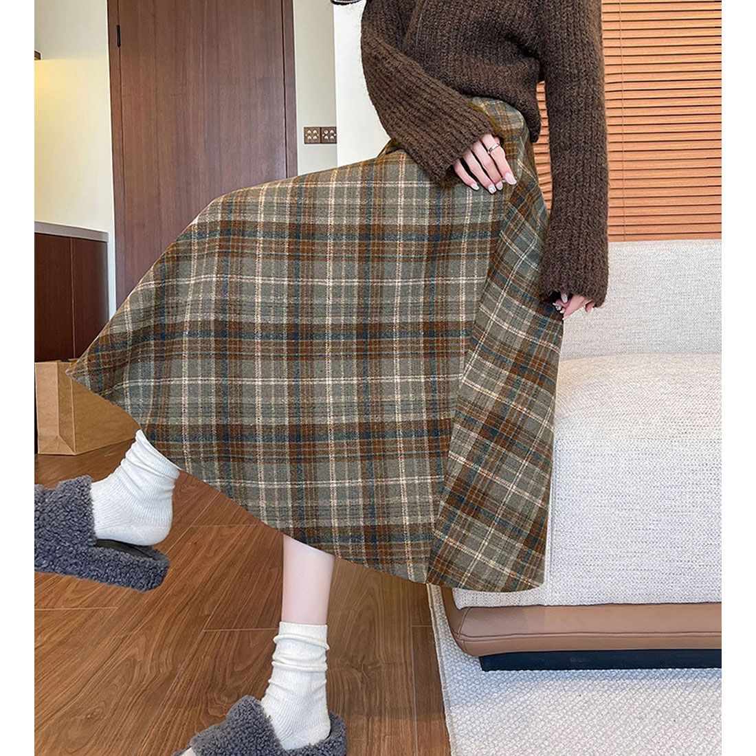 フォーマルカジュアル 通勤用チェック柄フレアスカート美脚ロング丈 春秋冬