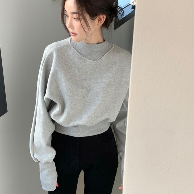 フォーマルカジュアル 参観日にぴったり長袖プルオーバー白無地カットソー