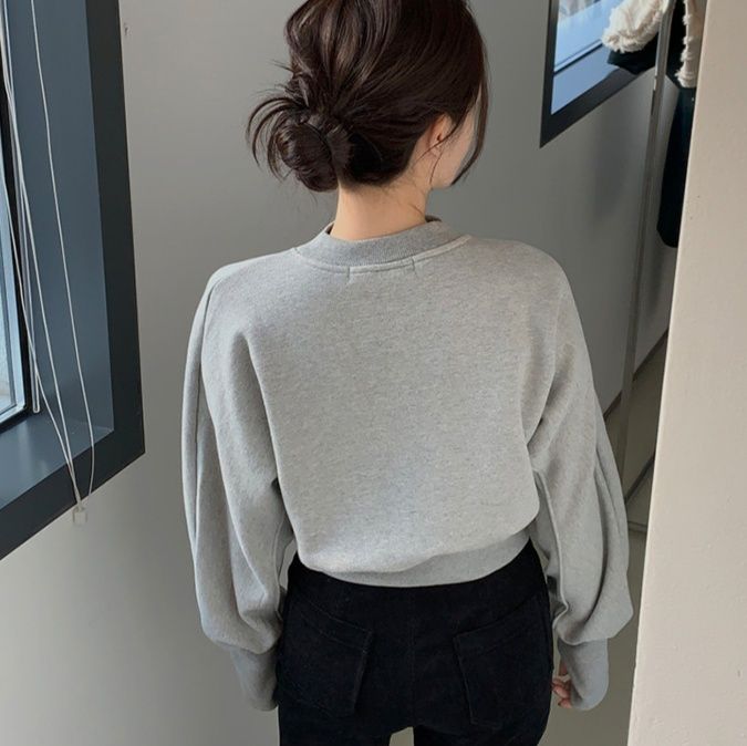 フォーマルカジュアル 参観日にぴったり長袖プルオーバー白無地カットソー