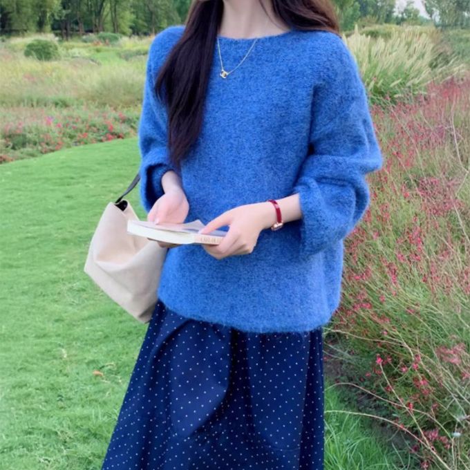 フォーマルカジュアル 参観日対応 上品ニットセーター 丸首長袖 無地きれいめ