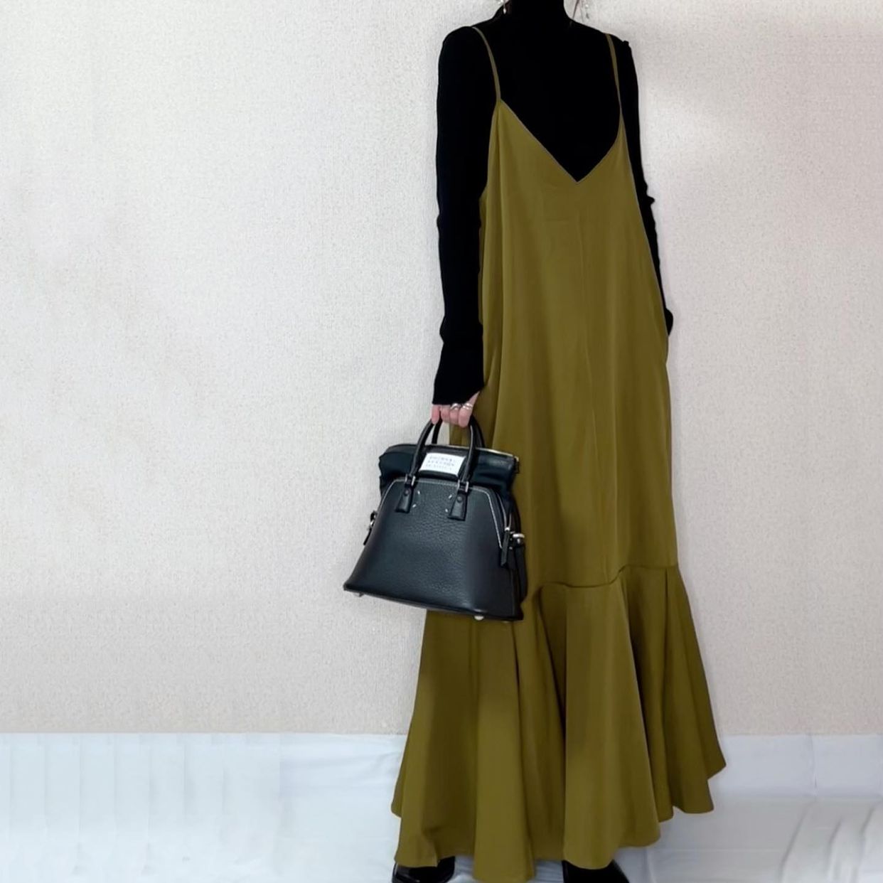 フォーマルカジュアル 参観日対応 きれいめ重ね着風キャミワンピース マーメイドロング