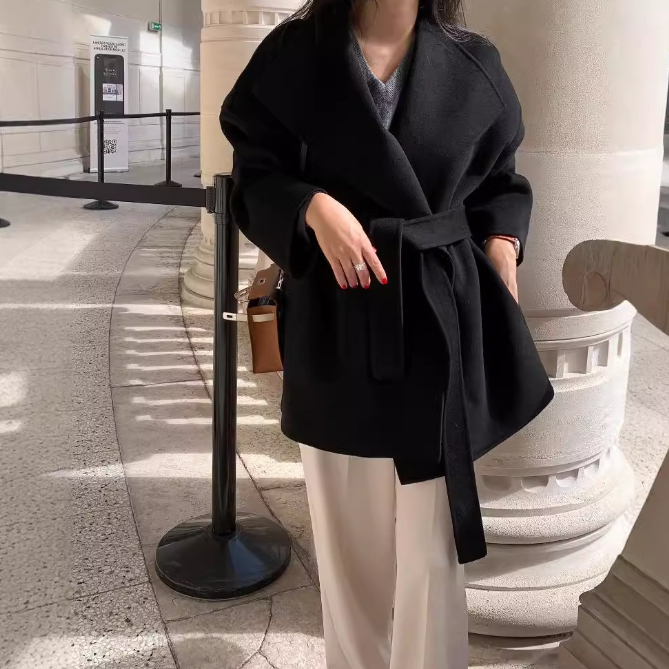 フォーマルカジュアル 通勤用大きめ襟コート厚手暖かい体型カバーゆったり秋冬
