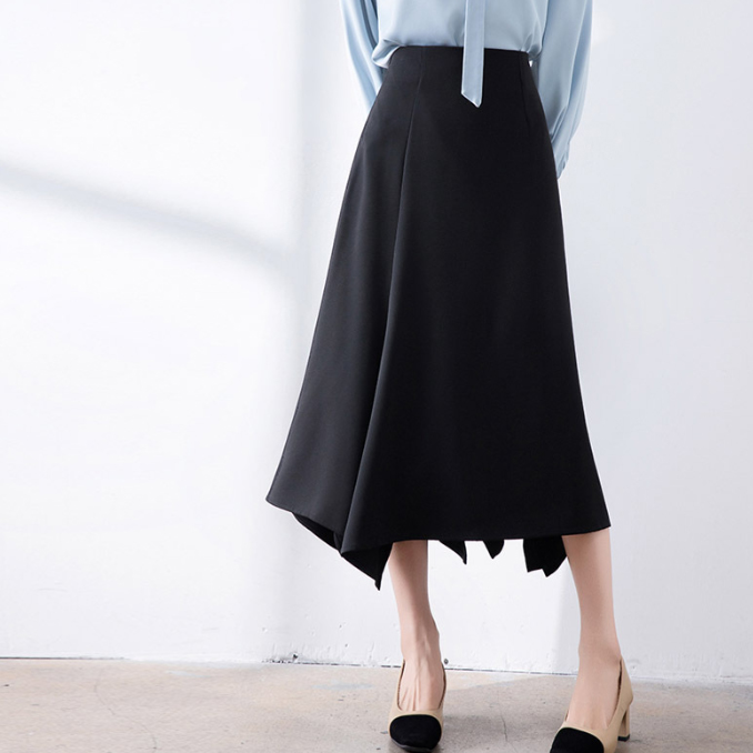 フォーマルカジュアル 通勤用変形裾黒ロングスカート きれいめ 秋冬
