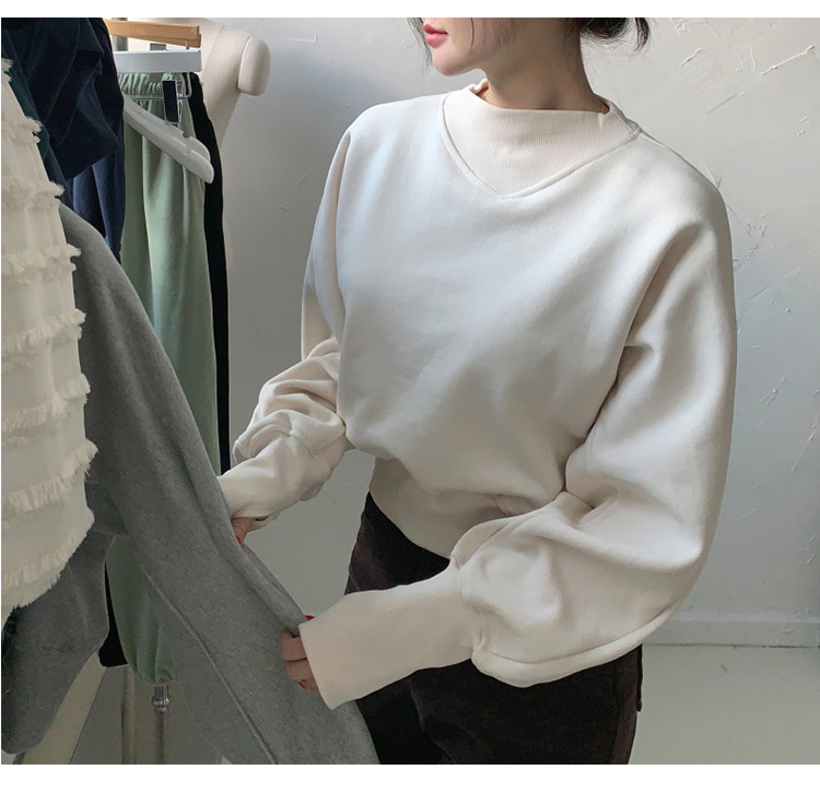 フォーマルカジュアル 参観日にぴったり長袖プルオーバー白無地カットソー