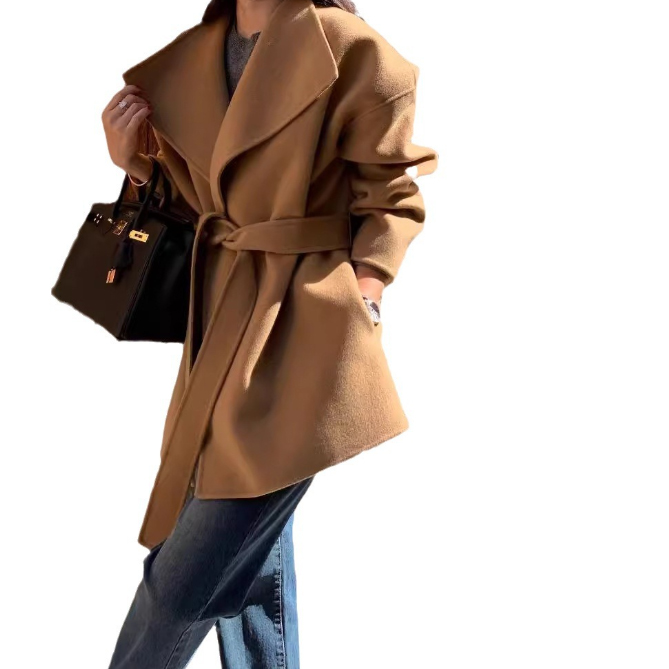 フォーマルカジュアル 通勤用大きめ襟コート厚手暖かい体型カバーゆったり秋冬