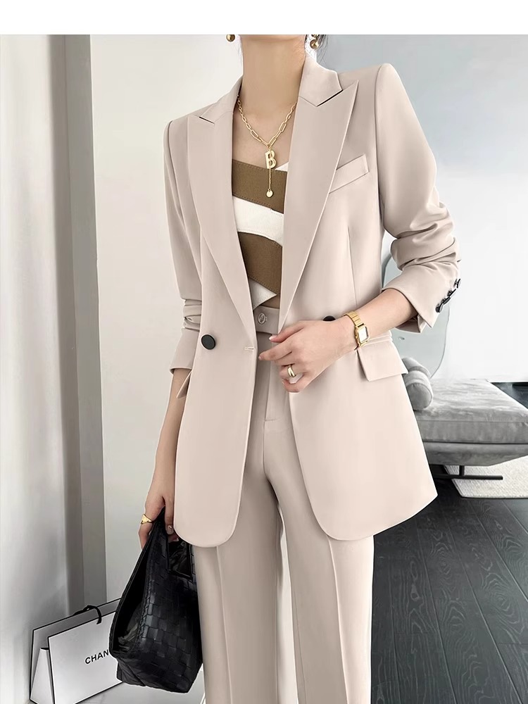 https://fulmo-img-server.com/noblica/a7e5c993-ecee-4e26-bc57-aa8a1ddcec40.jpg
