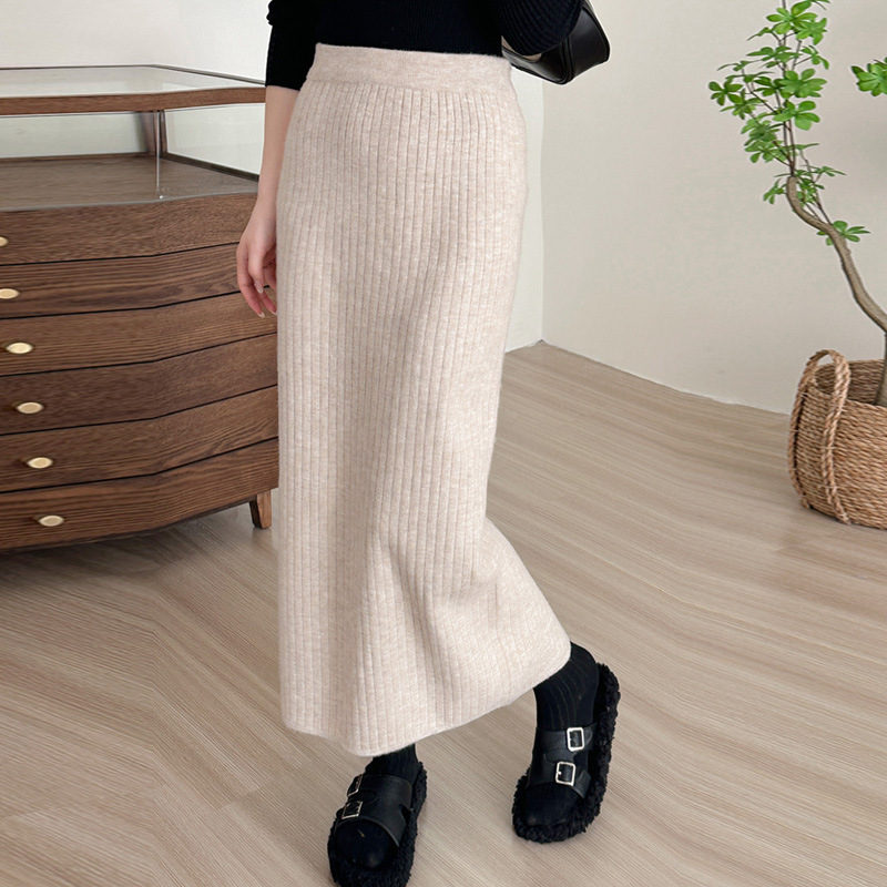 フォーマルカジュアル 参観日対応 リブニットロングスカート きれいめ美脚