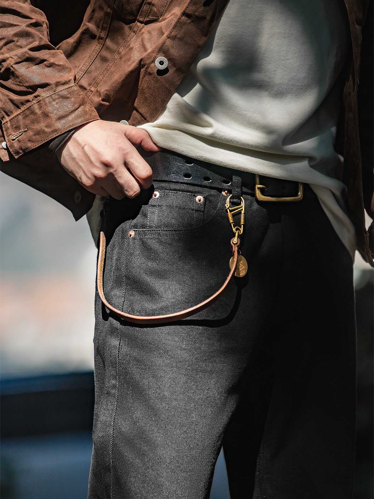 黒ジーンズで春のメンズコーデが決まる！好印象が叶うスタイル5選