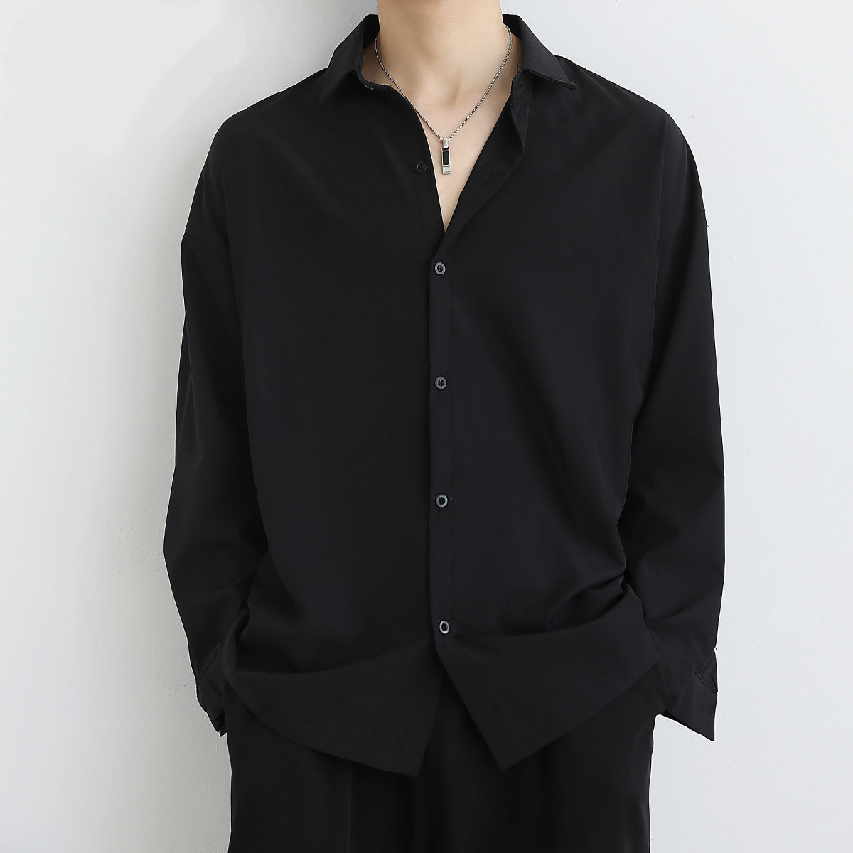 メンズ 黒 ファッション ゆったりシルエット 上質ドレスシャツ