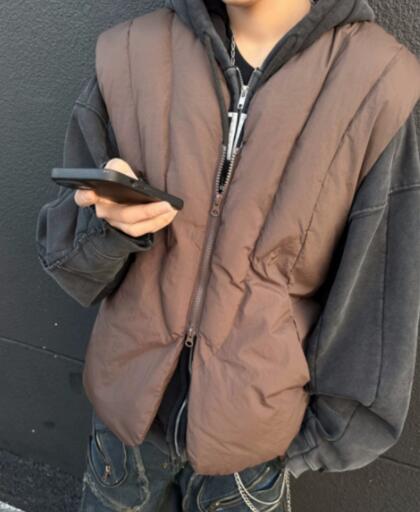 メンズ 黒 ファッション メンズ黒中綿ベスト袖なしアウター防寒