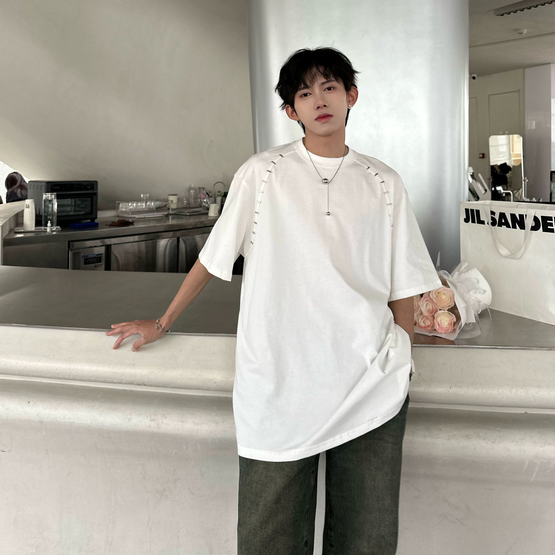 https://fulmo-img-server.com/noi-r/46dd35f1-6b97-414e-a713-7529d61666ce.jpg