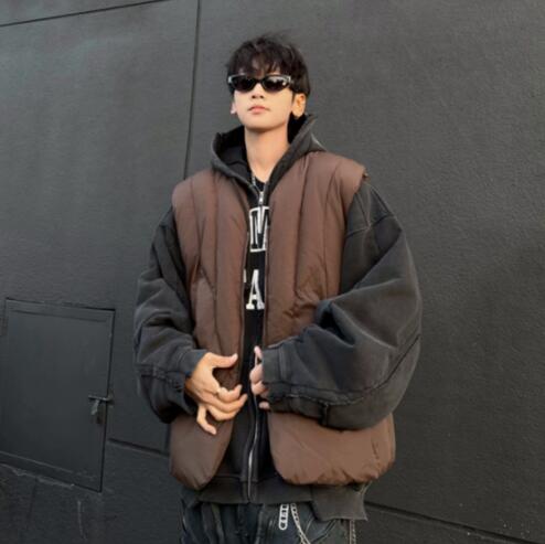 メンズ 黒 ファッション メンズ黒中綿ベスト袖なしアウター防寒