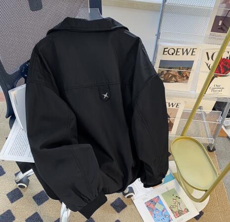 メンズ 黒 ファッション 秋冬メンズ黒ライダースジャケット星型装飾付き