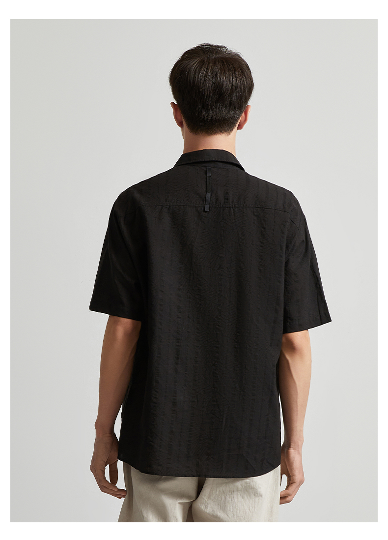 メンズ 黒 ファッション シンプル半袖ポケット付きシャツ