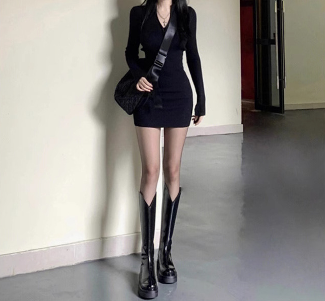 https://fulmo-img-server.com/noirkloris/1743856395913_y3x708a2_kxrucu9z.png