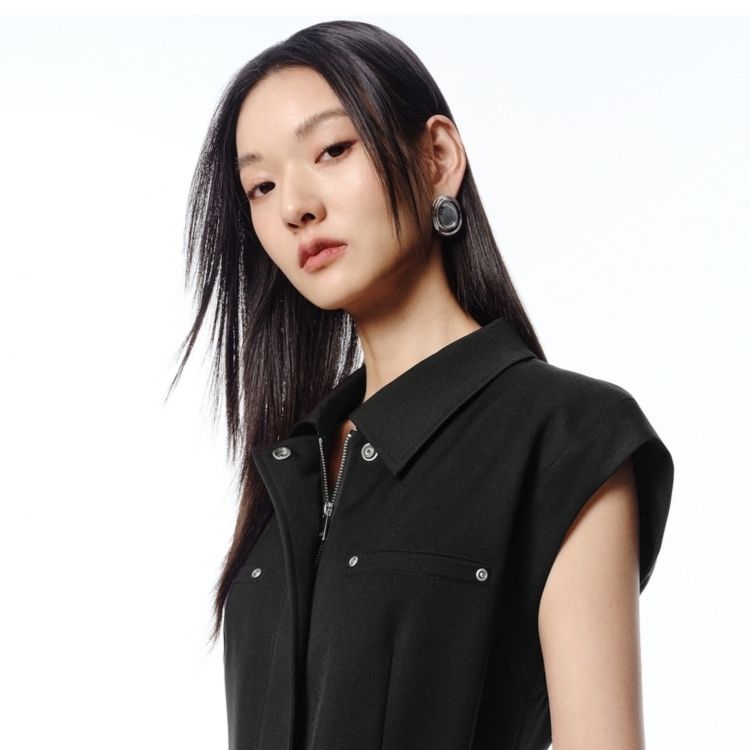 黒ドレス ノースリーブシャツ風ベルト付きワンピース