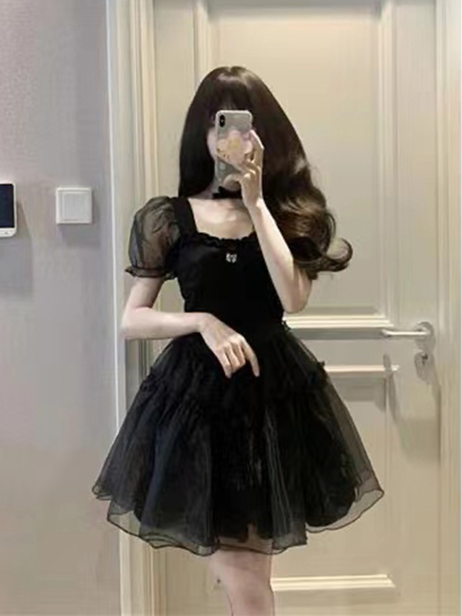 https://fulmo-img-server.com/noirkloris/1e5e98b6-4b50-4dae-a550-d3f2e39f13f2.jpg