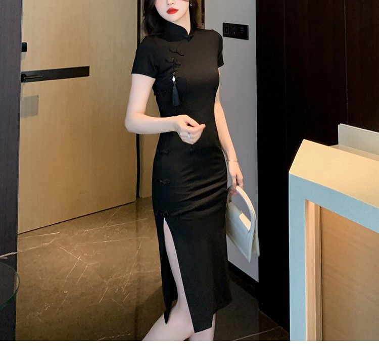 https://fulmo-img-server.com/noirkloris/21a5a4bd-1cec-47ba-8f12-85bf9df56987.jpg
