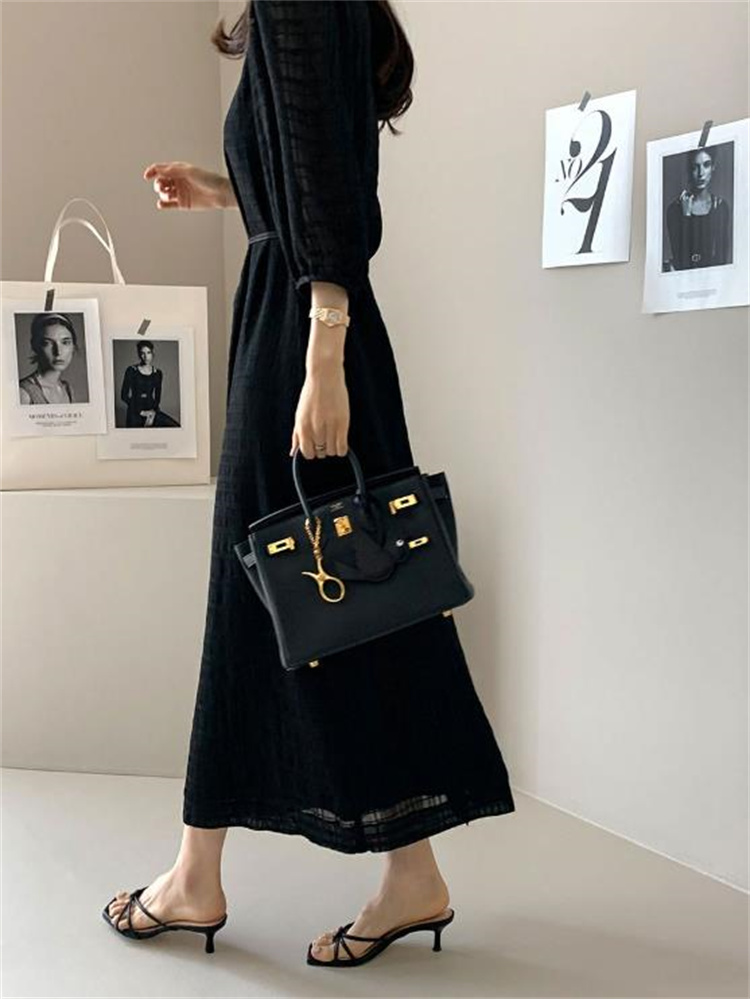 丸首七分袖リボン調節黒ドレス