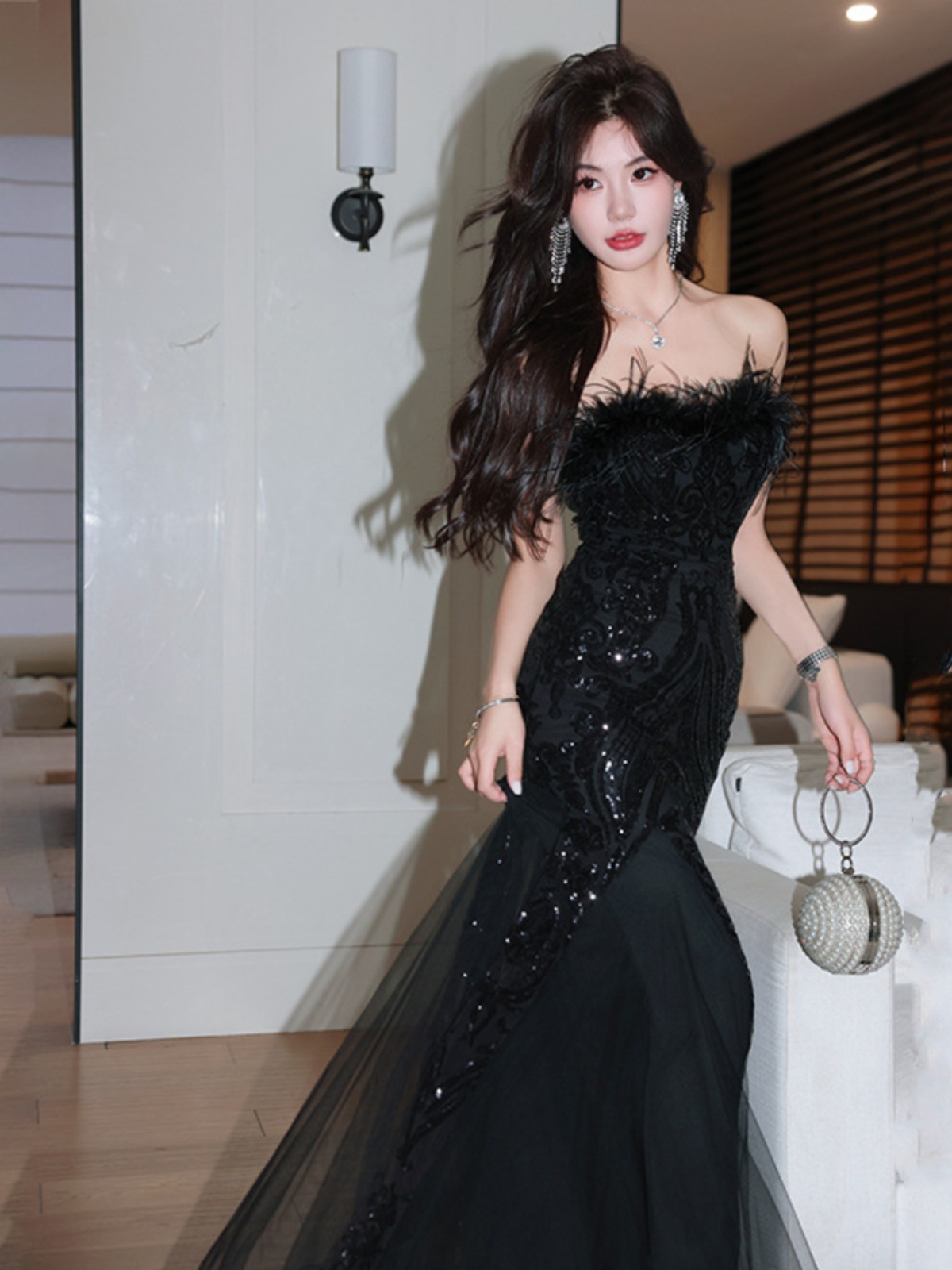 https://fulmo-img-server.com/noirkloris/33ae86a8-d9e8-4a92-8541-b4e7b4765f71.jpg