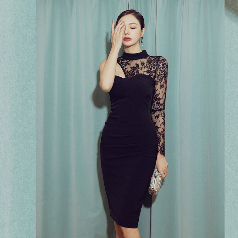 レース切替黒ドレス 長袖ひざ丈ワンピース