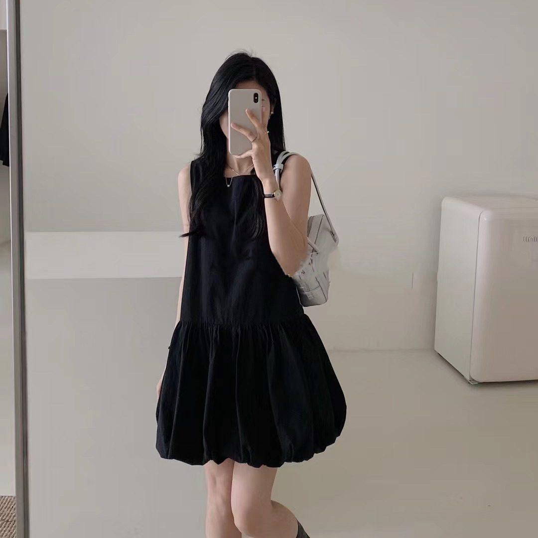 https://fulmo-img-server.com/noirkloris/7af19138-408d-46bb-8905-f584046975c8.jpg