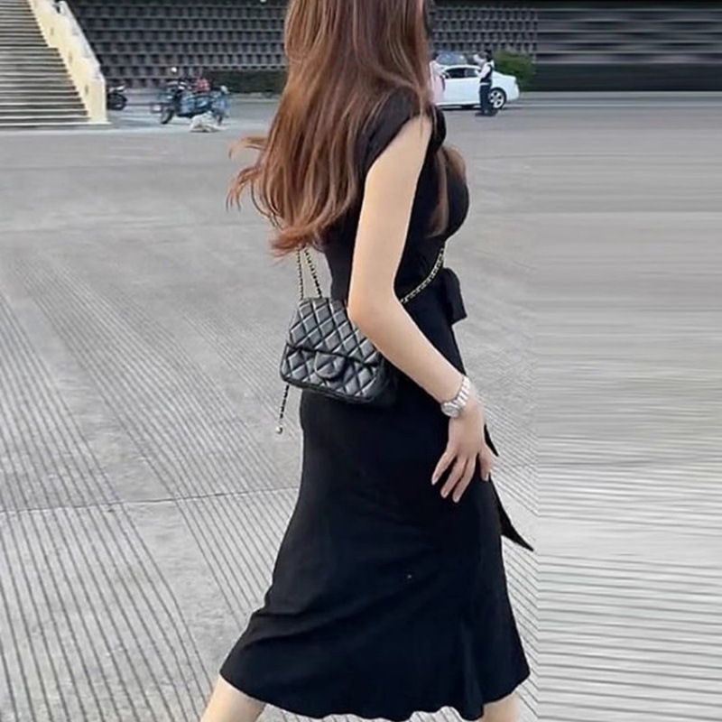 https://fulmo-img-server.com/noirkloris/936c3e1f-f31d-4a00-b603-a2ade90edd8f.jpg