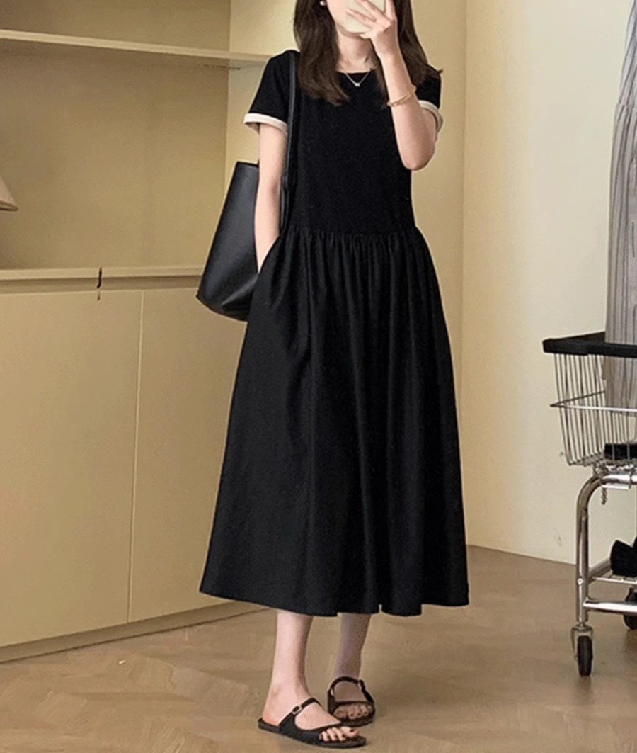 黒ドレス ピーターパン襟 ギャザーワンピース