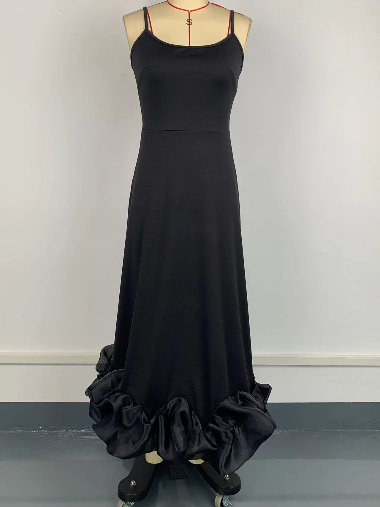 黒ドレス 優美シルエット フリルカットドレス